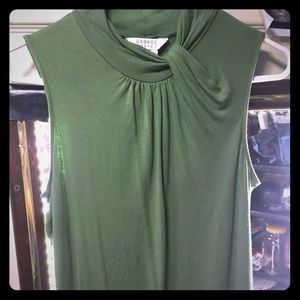 Sleeveless green shirt